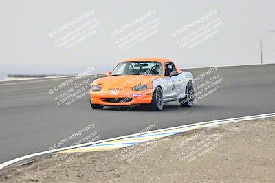 media/Jan-26-2025-CalClub SCCA (Sun) [[cfcea7df88]]/Group 4/Race/